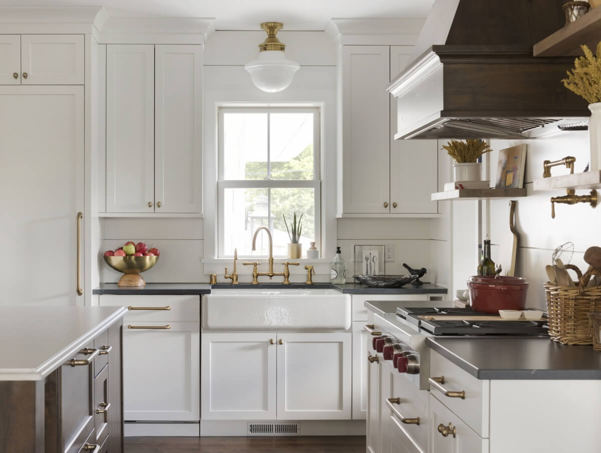 Kitchen design by Studio M Kitchen & Bath, Minnesota; Photograpy by Spacecrafting Photography