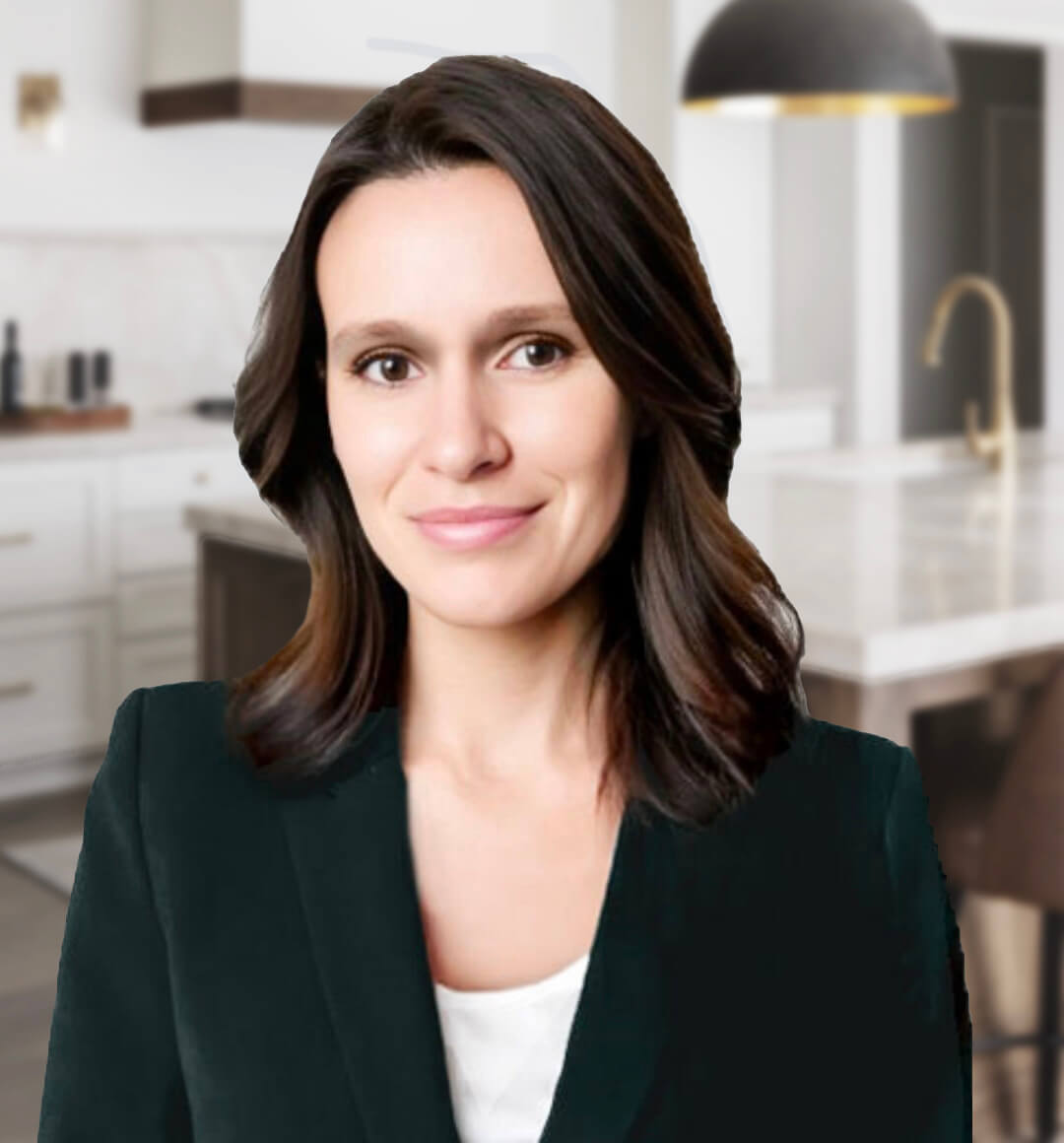 Mandi Juskiewicz the Marketing Manger, Graphic Designer, and Web Designer for Dura Supreme Cabinetry. A content developer and blog author for the company.